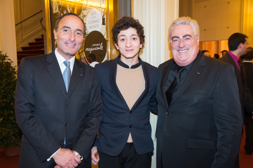 Le comédien Julien Sitruck avec Jean-Michel Aubrun & Hervé Michel-Dansac Salle Gaveau, Paris, 2013 -.jpg